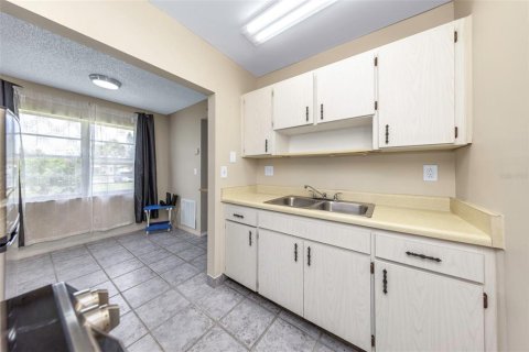 House in Clearwater, Florida 1 bedroom, 55.09 sq.m. № 2113883 - photo 14
