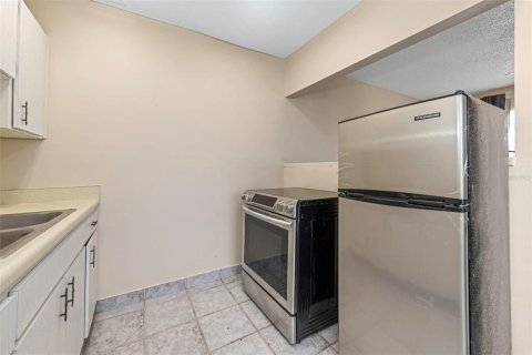 House in Clearwater, Florida 1 bedroom, 55.09 sq.m. № 2113883 - photo 13