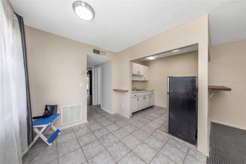 House in Clearwater, Florida 1 bedroom, 55.09 sq.m. № 2113883 - photo 9