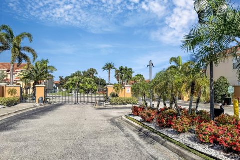 Adosado en alquiler en Kissimmee, Florida, 3 dormitorios, 148.18 m2 № 1800645 - foto 25