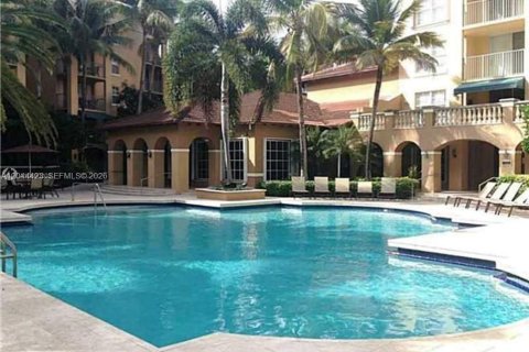 Condo in Aventura, Florida, 1 bedroom № 2187688 - photo 13