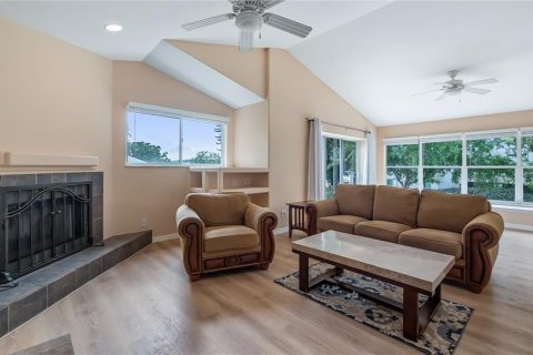 Casa en venta en Clermont, Florida, 3 dormitorios, 232.81 m2 № 1628879 - foto 28