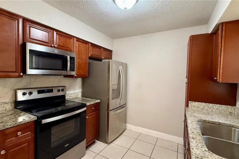 Apartment in Leesburg, Florida 2 bedrooms, 84.73 sq.m. № 2396496 - photo 3