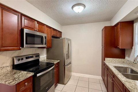 Apartment in Leesburg, Florida 2 bedrooms, 84.73 sq.m. № 2396496 - photo 4