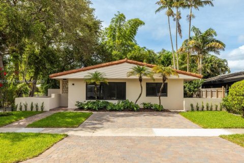 House in Miami Shores, Florida 3 bedrooms, 163.32 sq.m. № 1796982 - photo 11