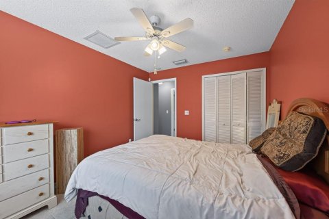 Casa en venta en Valrico, Florida, 4 dormitorios, 188.87 m2 № 2283520 - foto 27