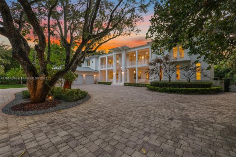Villa ou maison à vendre à Pinecrest, Floride: 8 chambres, 1080.08 m2 № 1871769 - photo 10