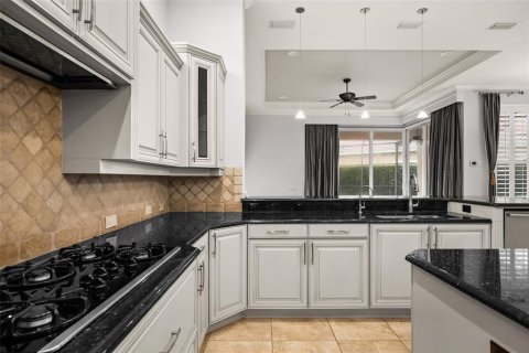 Casa en venta en Tampa, Florida, 4 dormitorios, 400.5 m2 № 2425333 - foto 13