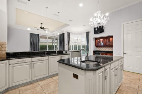 Casa en venta en Tampa, Florida, 4 dormitorios, 400.5 m2 № 2425333 - foto 14