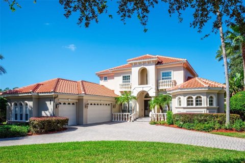 Casa en venta en Tampa, Florida, 4 dormitorios, 400.5 m2 № 2425333 - foto 2