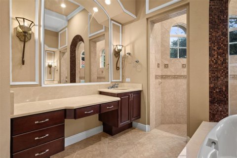 Casa en venta en Tampa, Florida, 4 dormitorios, 400.5 m2 № 2425333 - foto 22