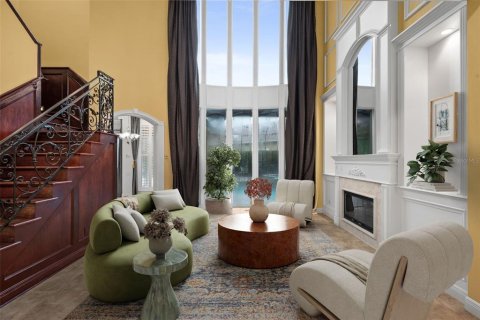 Casa en venta en Tampa, Florida, 4 dormitorios, 400.5 m2 № 2425333 - foto 5