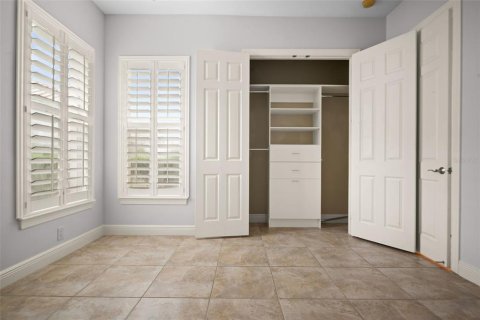 Casa en venta en Tampa, Florida, 4 dormitorios, 400.5 m2 № 2425333 - foto 28