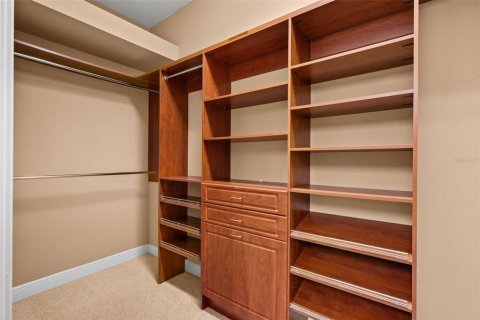Casa en venta en Tampa, Florida, 4 dormitorios, 400.5 m2 № 2425333 - foto 20