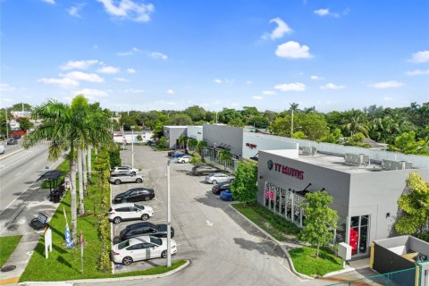 Immobilier commercial à vendre à Pembroke Park, Floride № 2016842 - photo 4