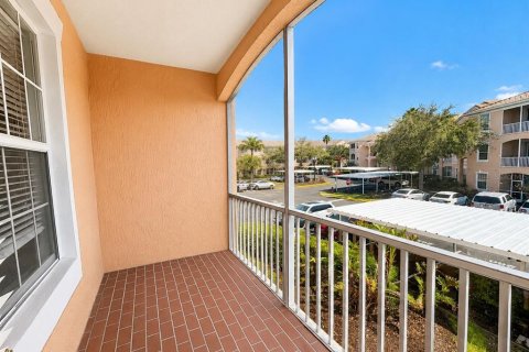 Condo in Orlando, Florida, 2 bedrooms  № 2094819 - photo 15