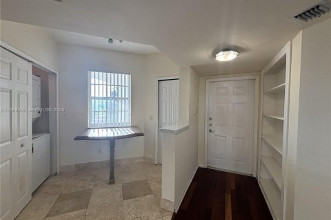 Купить кондоминиум в Авентура, Флорида 2 спальни, 110.65м2, № 2051772 - фото 4