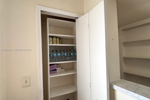 Купить кондоминиум в Авентура, Флорида 2 спальни, 110.65м2, № 2051772 - фото 10