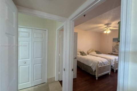 Купить кондоминиум в Авентура, Флорида 2 спальни, 110.65м2, № 2051772 - фото 15
