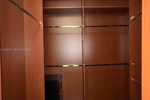 Купить кондоминиум в Авентура, Флорида 2 спальни, 110.65м2, № 2051772 - фото 28