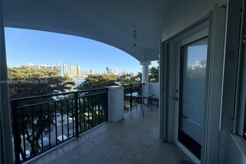 Купить кондоминиум в Авентура, Флорида 2 спальни, 110.65м2, № 2051772 - фото 29