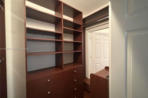 Купить кондоминиум в Авентура, Флорида 2 спальни, 110.65м2, № 2051772 - фото 20