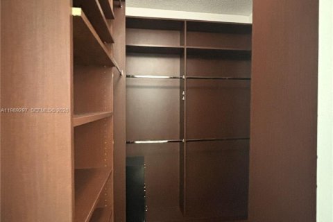 Купить кондоминиум в Авентура, Флорида 2 спальни, 110.65м2, № 2051772 - фото 17