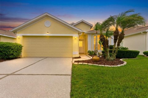 Casa en Land O' Lakes, Florida 2 dormitorios, 144.46 m2 № 2107470