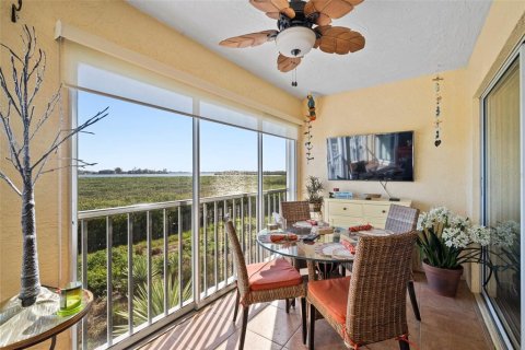 Condo in Bradenton, Florida, 2 bedrooms  № 1585728 - photo 28