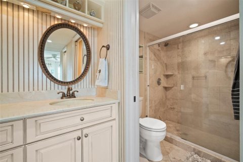Condo in Bradenton, Florida, 2 bedrooms  № 1585728 - photo 22