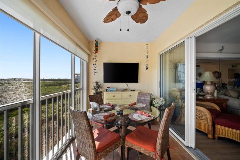 Condo in Bradenton, Florida, 2 bedrooms  № 1585728 - photo 30