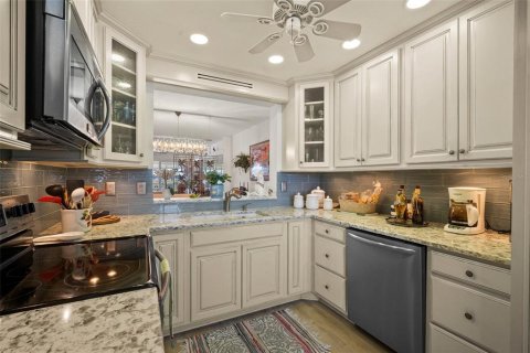 Condo in Bradenton, Florida, 2 bedrooms  № 1585728 - photo 7