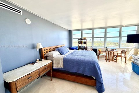 Condominio en venta en North Miami, Florida, 2 dormitorios, 110.37 m2 № 1988146 - foto 18