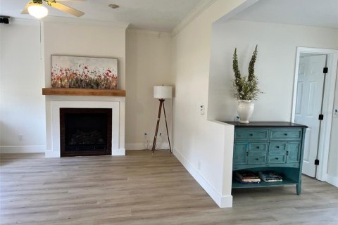 House in Palm Harbor, Florida 5 bedrooms, 305.56 sq.m. № 1716797 - photo 29