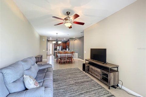 Townhouse in Orlando, Florida 4 bedrooms, 204.94 sq.m. № 1771258 - photo 22