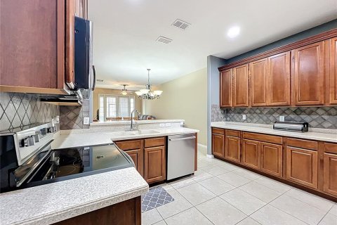 Townhouse in Orlando, Florida 4 bedrooms, 204.94 sq.m. № 1771258 - photo 11
