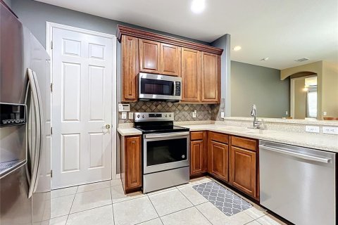 Townhouse in Orlando, Florida 4 bedrooms, 204.94 sq.m. № 1771258 - photo 7