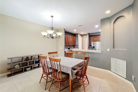 Townhouse in Orlando, Florida 4 bedrooms, 204.94 sq.m. № 1771258 - photo 16