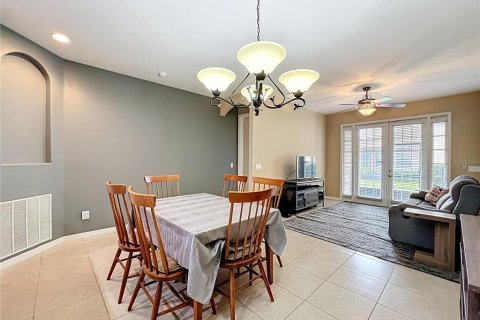 Townhouse in Orlando, Florida 4 bedrooms, 204.94 sq.m. № 1771258 - photo 14