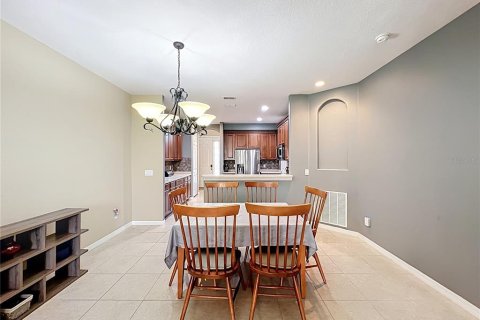 Townhouse in Orlando, Florida 4 bedrooms, 204.94 sq.m. № 1771258 - photo 18