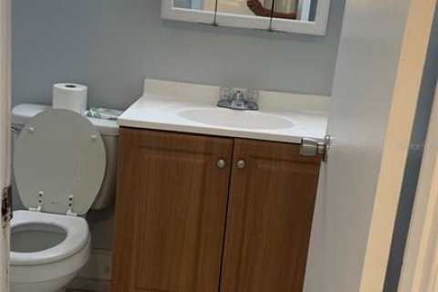 Condominio en alquiler en Orlando, Florida, 2 dormitorios, 91.42 m2 № 2093625 - foto 8