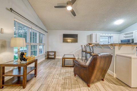 Casa en venta en Orlando, Florida, 3 dormitorios, 120.77 m2 № 1838488 - foto 5