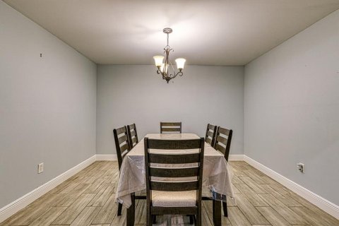 Casa en venta en Orlando, Florida, 3 dormitorios, 120.77 m2 № 1838488 - foto 11