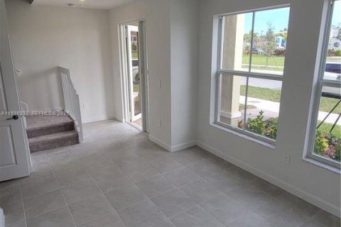 Townhouse in Homestead, Florida 3 bedrooms, 135.64 sq.m. № 1993541 - photo 4