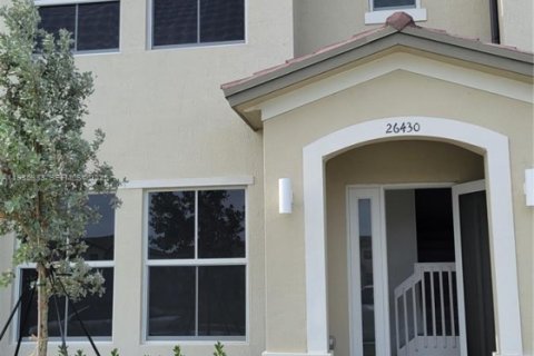 Townhouse in Homestead, Florida 3 bedrooms, 135.64 sq.m. № 1993541 - photo 2