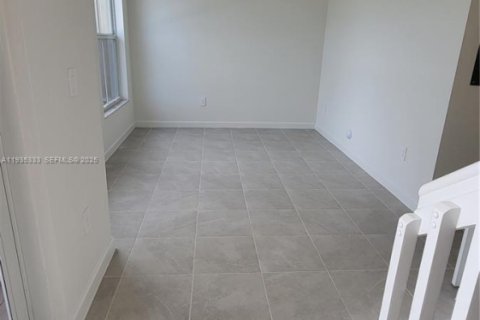 Townhouse in Homestead, Florida 3 bedrooms, 135.64 sq.m. № 1993541 - photo 3