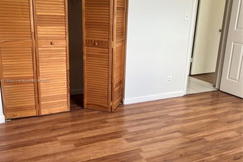 Copropriété à louer à Dania Beach, Floride: 2 chambres, 86.68 m2 № 1966334 - photo 12