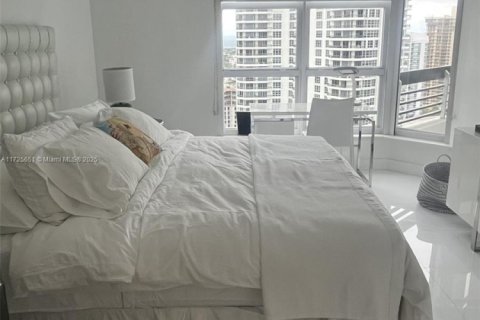 Condominio en venta en Aventura, Florida, 2 dormitorios, 109.72 m2 № 1875193 - foto 11