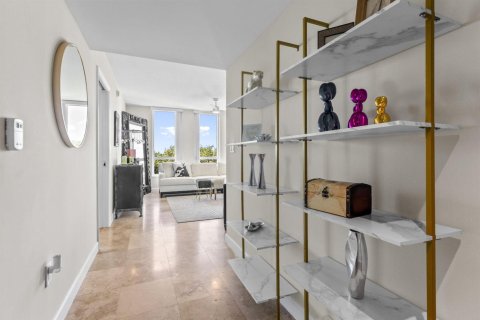 Condo in Fort Lauderdale, Florida, 2 bedrooms № 2078091 - photo 20