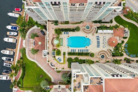 Condo in Fort Lauderdale, Florida, 2 bedrooms № 2078091 - photo 27